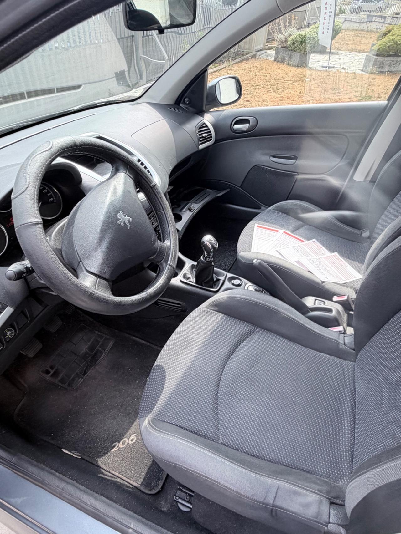 Peugeot 206 GPL DELLA CASA LEGGI BENE LA DESCRIZIONE PRIMA DI