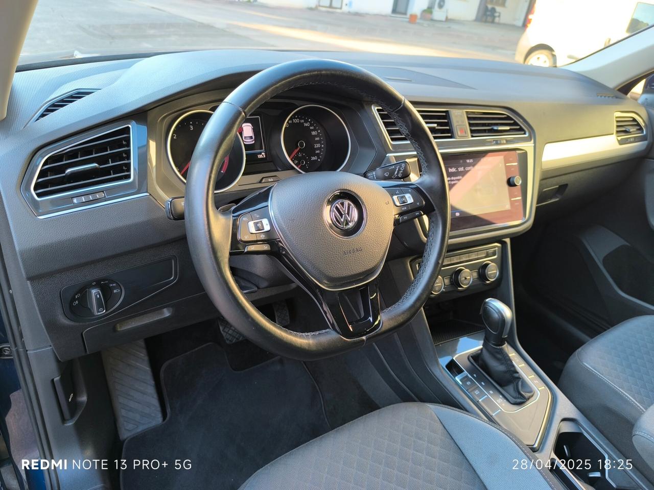 Volkswagen Tiguan 2.0 TDI SCR DSG Business BlueMotion Technology