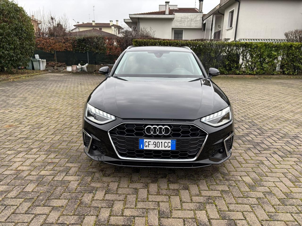 Audi A4 Avant 35 TDI/163 CV S tronic S line edition