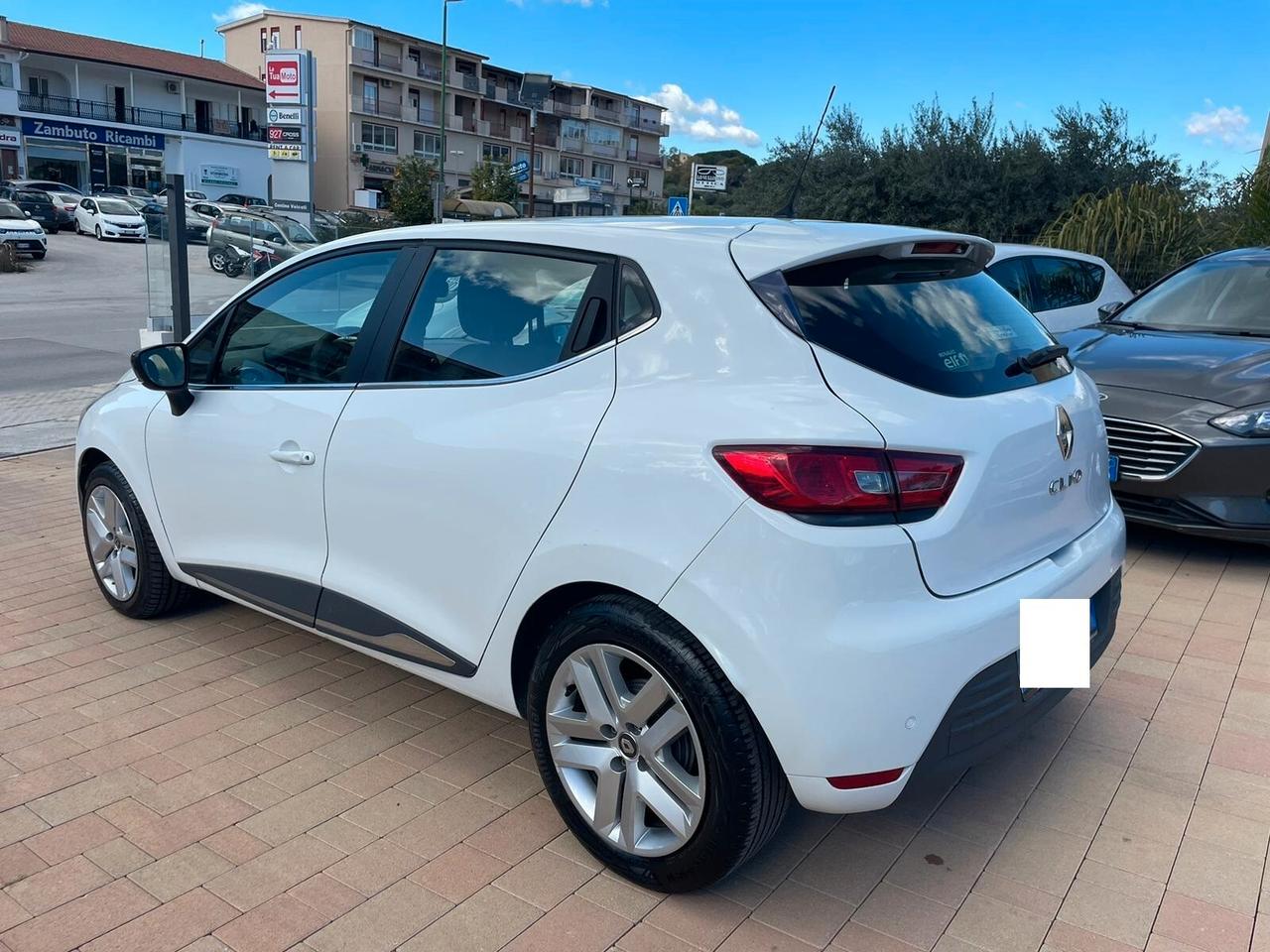 Renault Clio "Finanzaibile Senza Busta Paga"