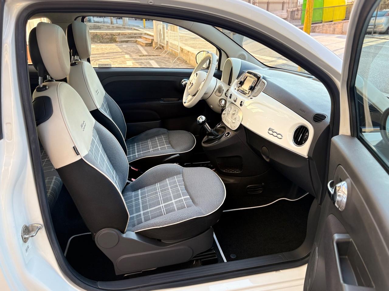 Fiat 500 1.3 MJT 95 CV Lounge FULL/LED/NAV