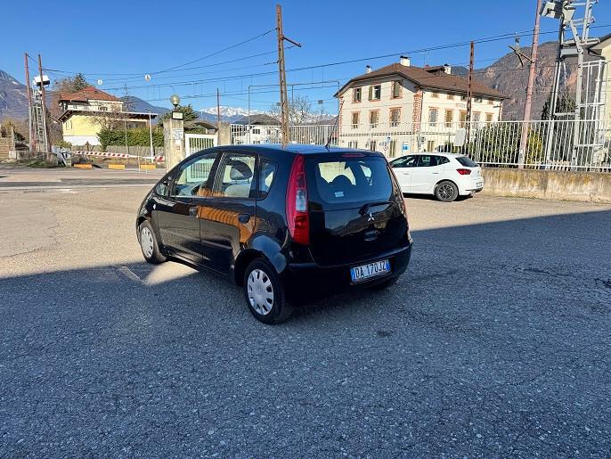 Mitsubishi Colt 1.1 12V 5p. Invite