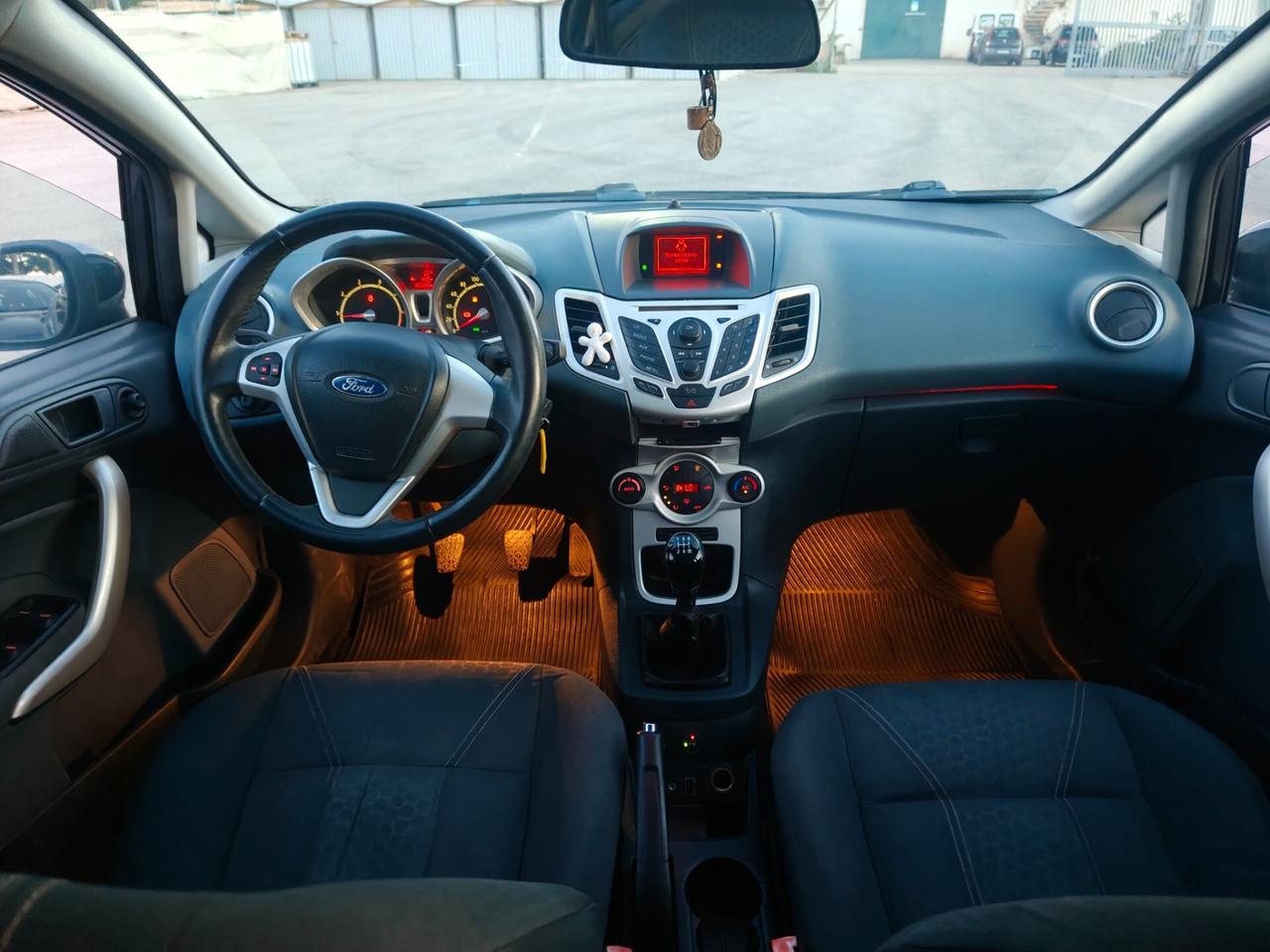 Ford Fiesta 1.2 Titanium 5p GPL