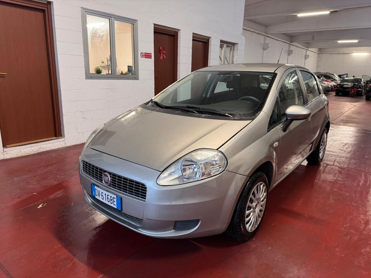 Fiat Grande Punto 1.4 5 porte Dynamic Natural Power neopat