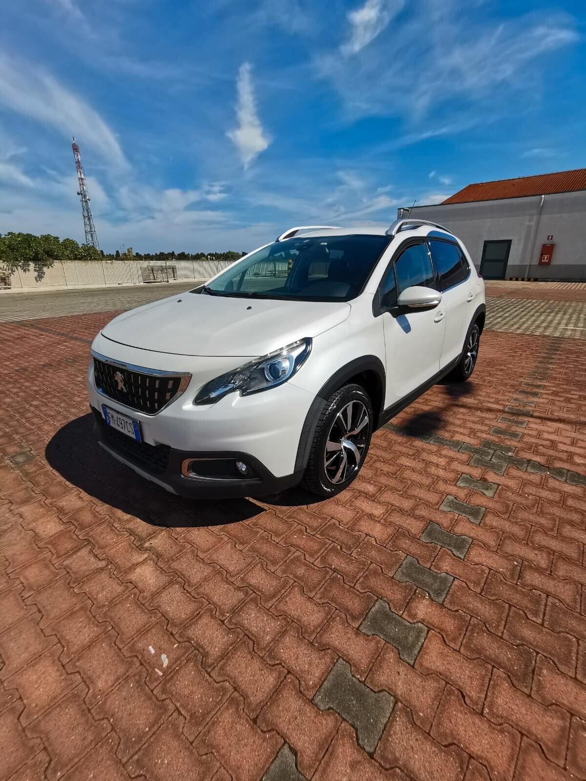 Peugeot 2008 BlueHDi 100 Allure 2017 NAV/RETROC.