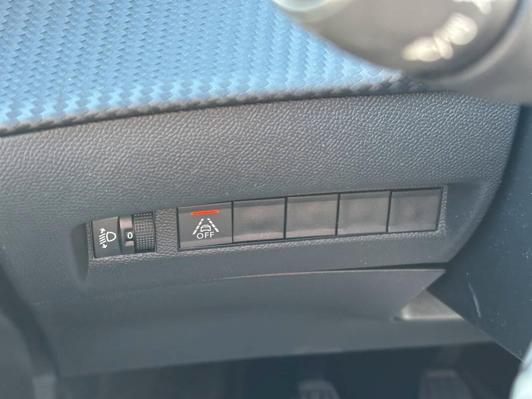 Peugeot 208 1.2 puretech Style s&s 75cv con CarPlay