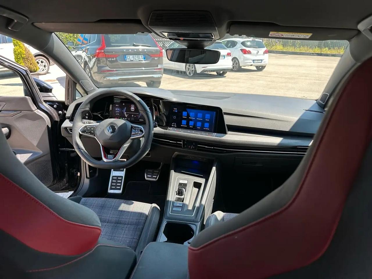 Volkswagen Golf 2.0 TSI GTI DSG