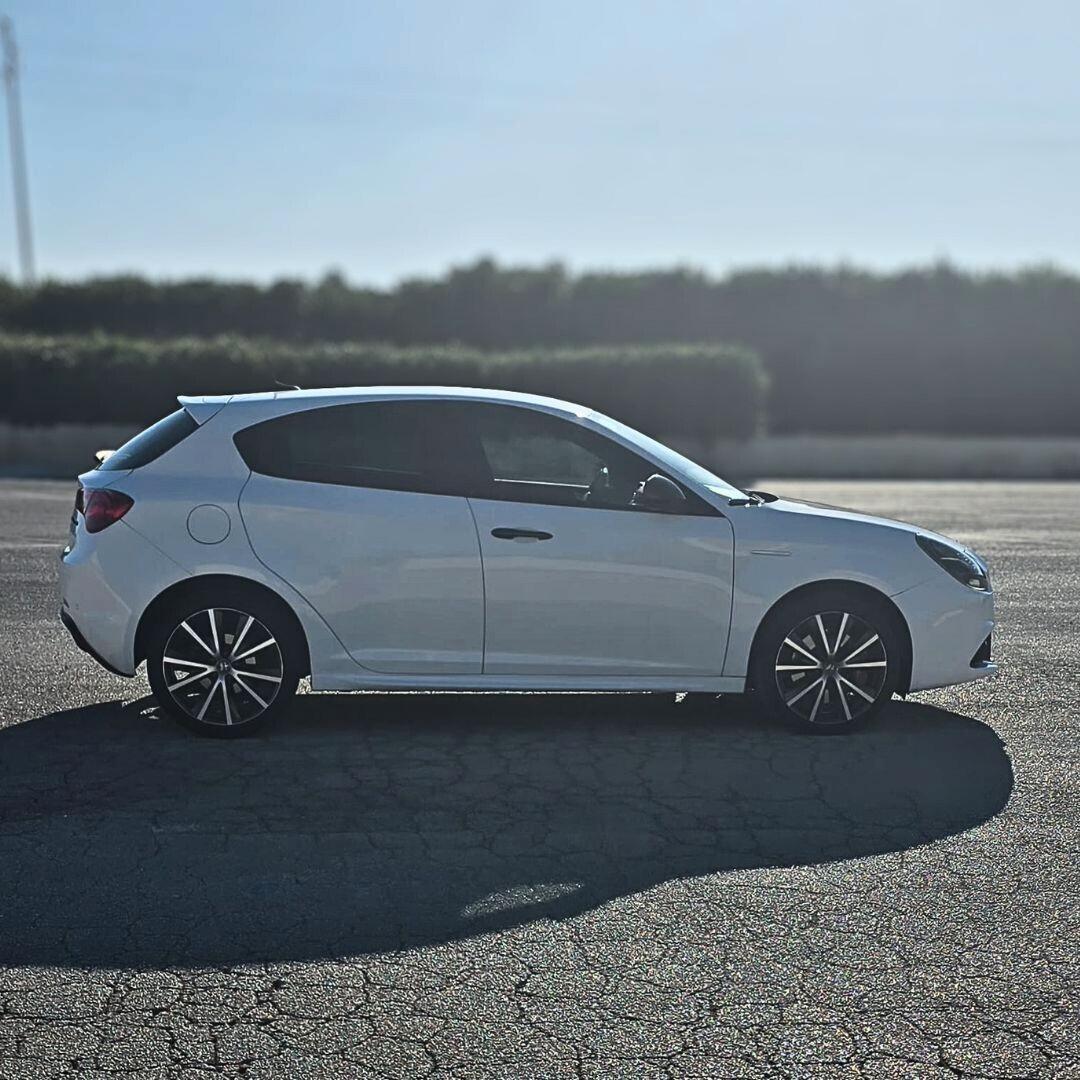 Alfa Romeo Giulietta Sport **CAMBIO AUTOMATICO**