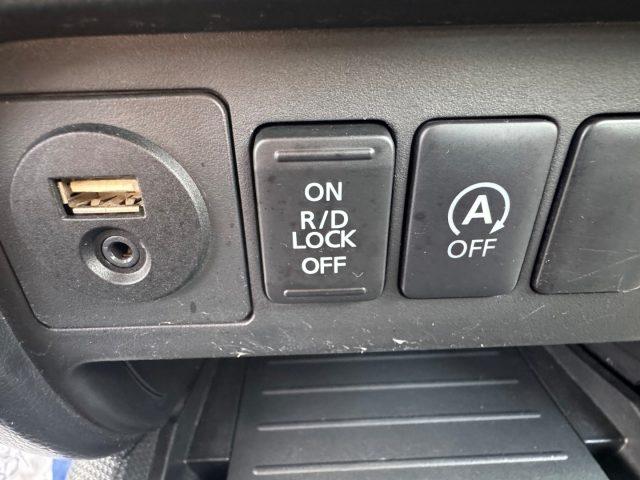 MITSUBISHI L200 2.3 D DOUBLE CAB 4x4 EASY SELECT INVITE CONNECT