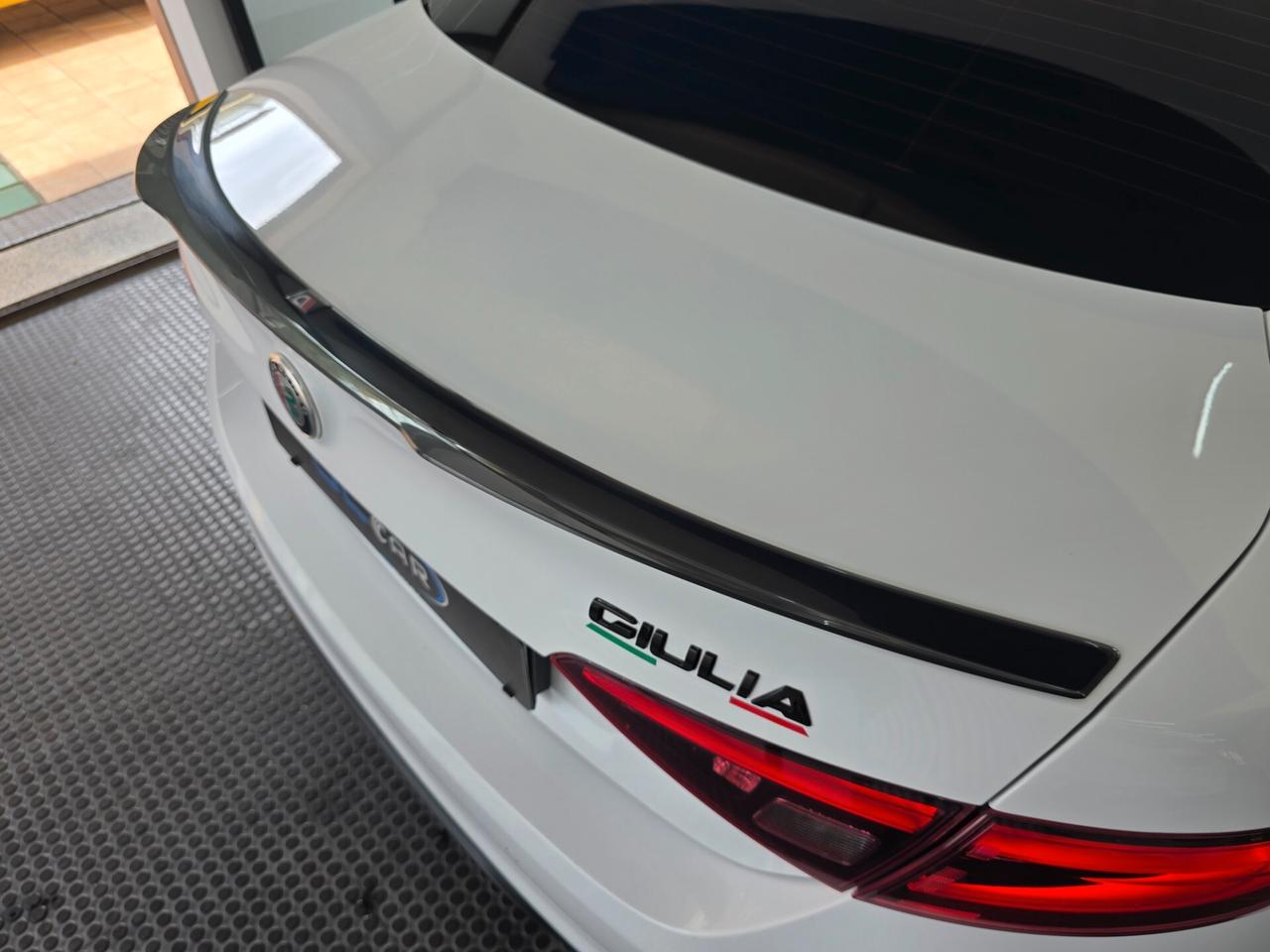 Alfa Romeo Giulia 2.2 150cv 98000km FINANZIABILE