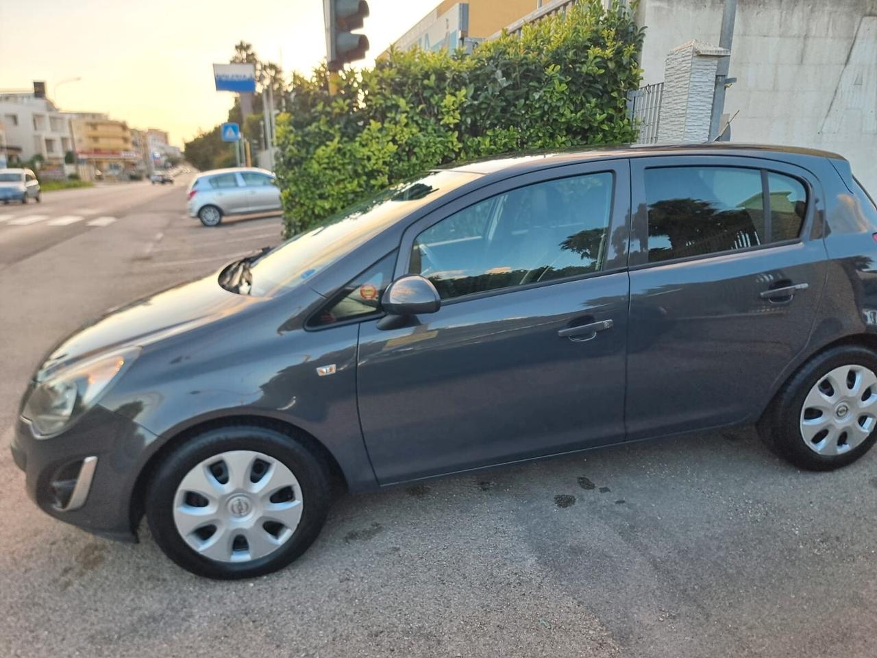 Opel Corsa 1.2 85CV 5 porte GPL-TECH Edition