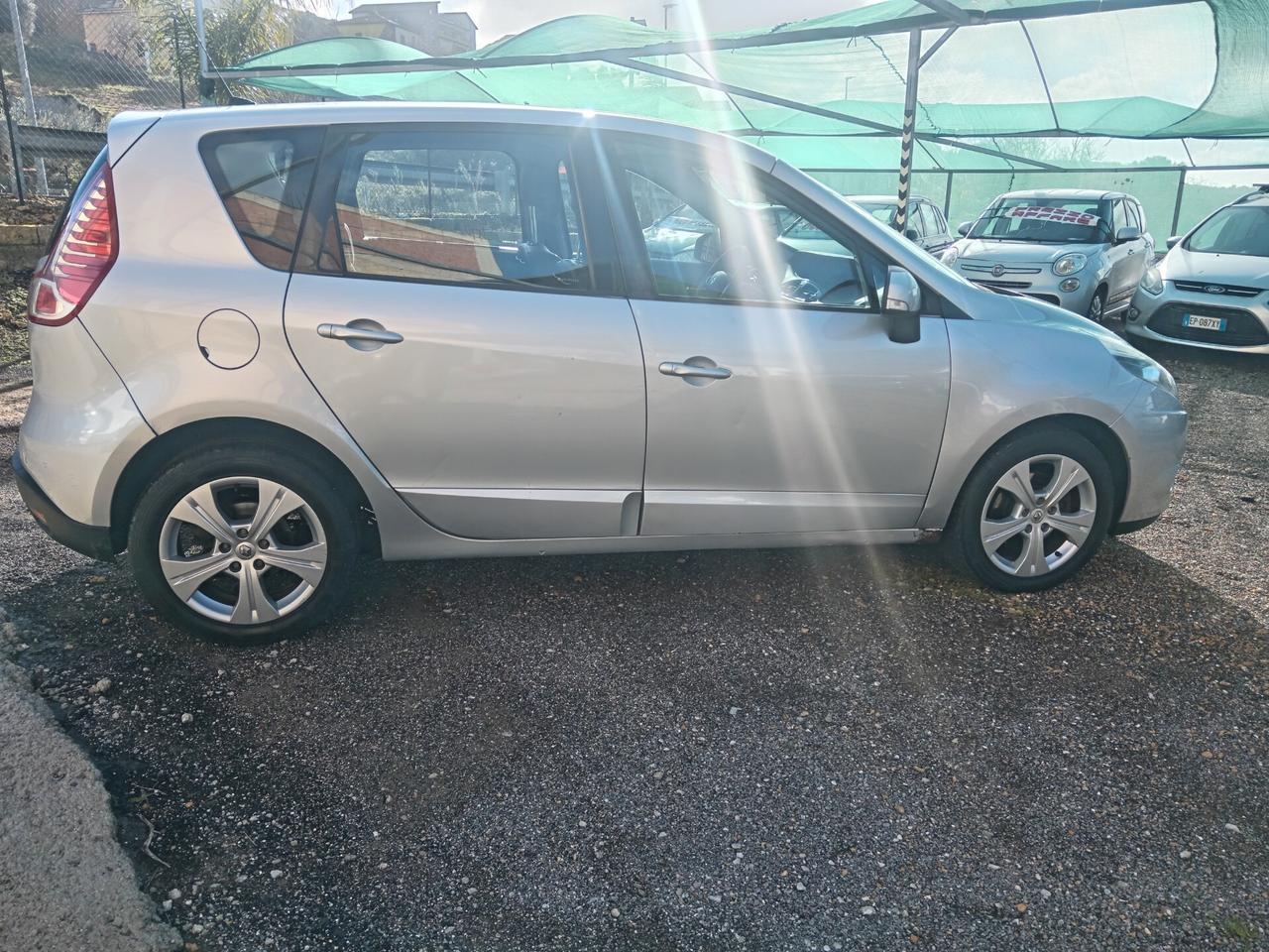 Renault Scenic Scénic X-Mod 1.5 dCi 110CV Attractive