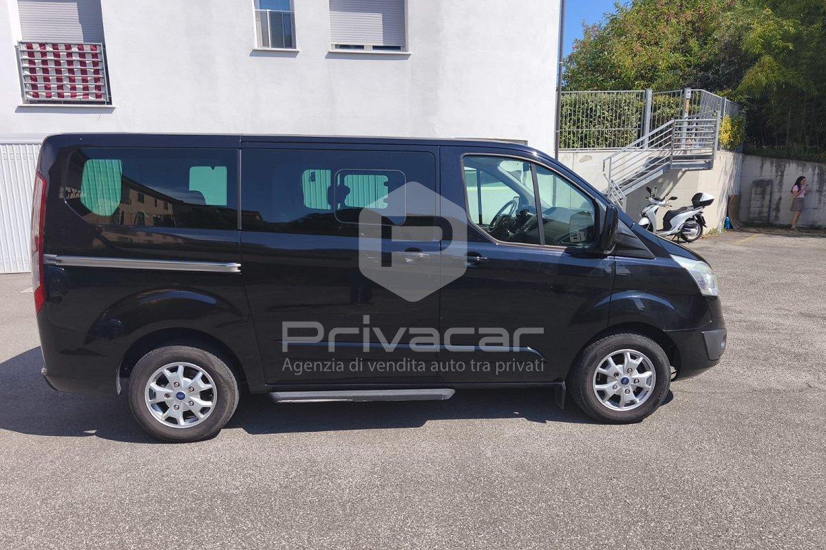 FORD Tourneo Custom 300 2.2 TDCi 155CV PC Titanium