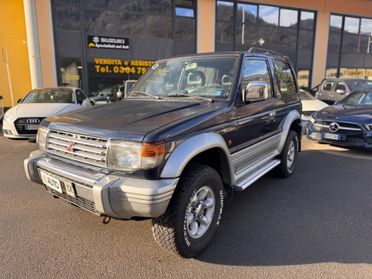 Mitsubishi Pajero 2.5 TDI Metal-top GLS Autocarro