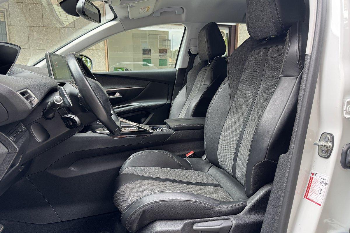 PEUGEOT 3008 BlueHDi 130 S&S EAT8 Allure