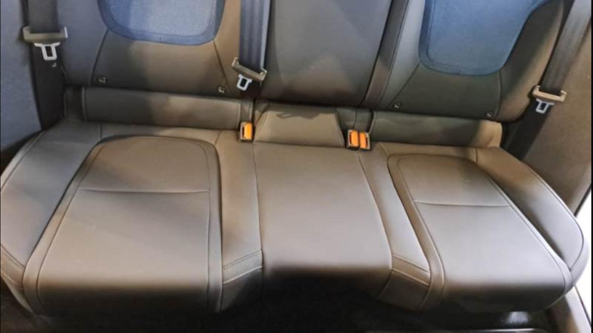VOLVO Ex30 Single Motor Extended Range Rwd Plus
