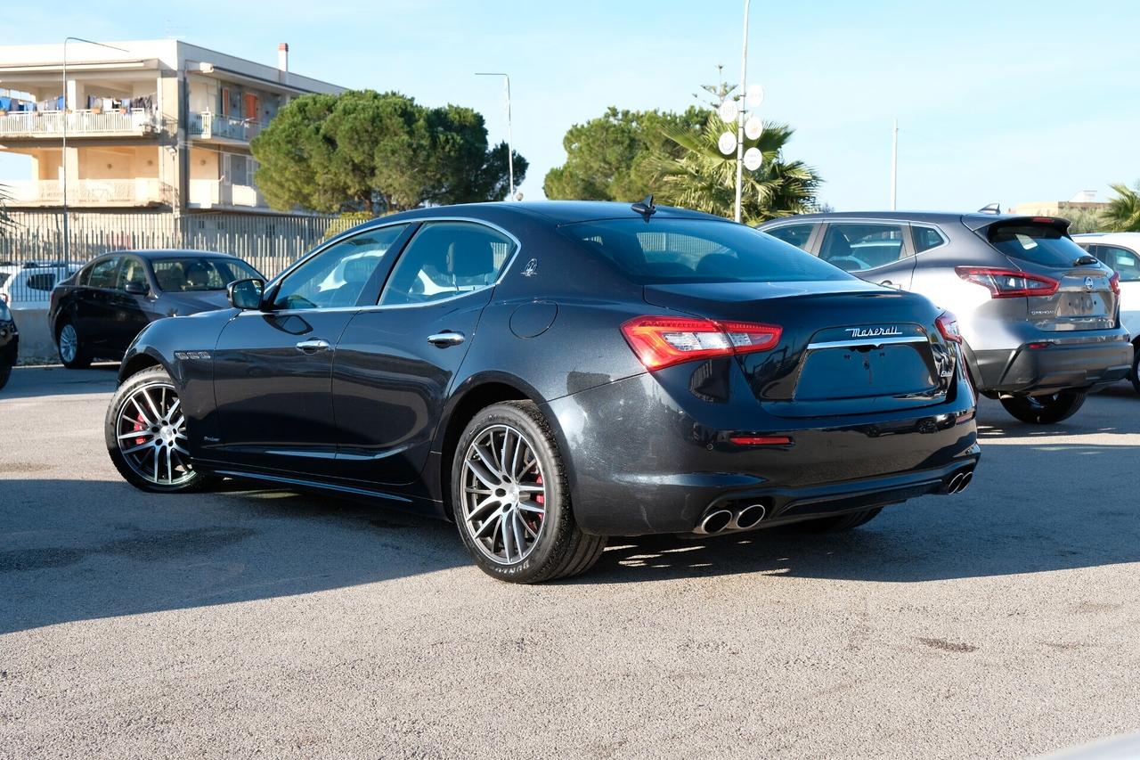 Maserati Ghibli V6 Diesel 275 CV Granlusso