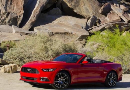 FORD Mustang VI 2015 Convertible - Mustang Convertible 2.3 ecoboo