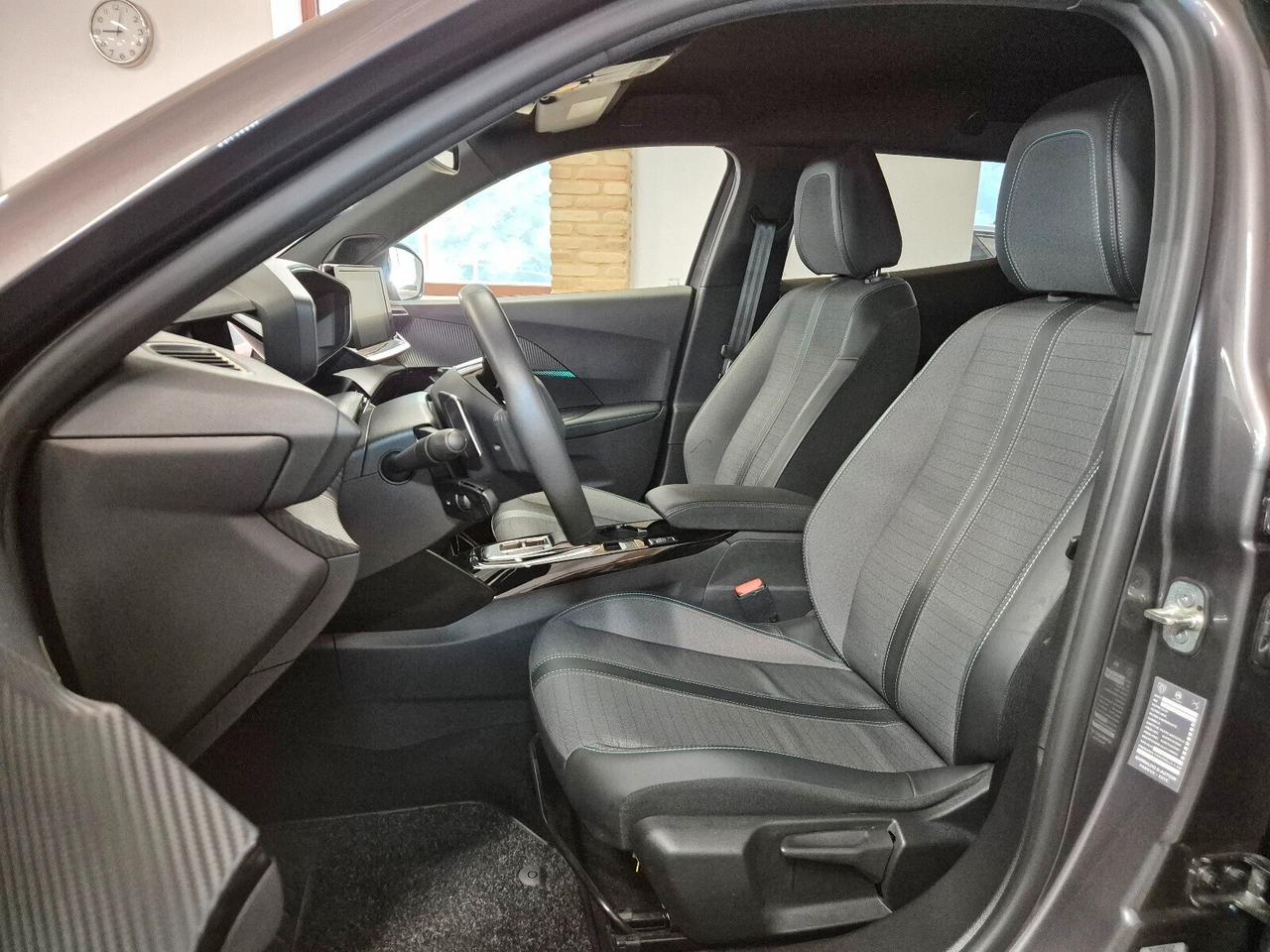 Peugeot 2008 BlueHDi 130 S&S EAT8 Allure ** AUTOMATICA **