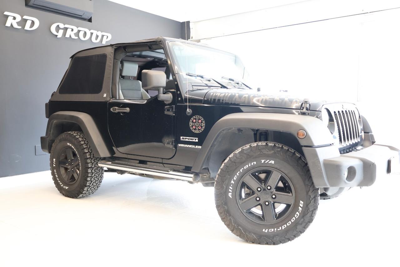 Jeep Wrangler 2.8 Unlimited CRD DPF Sport cabrio T