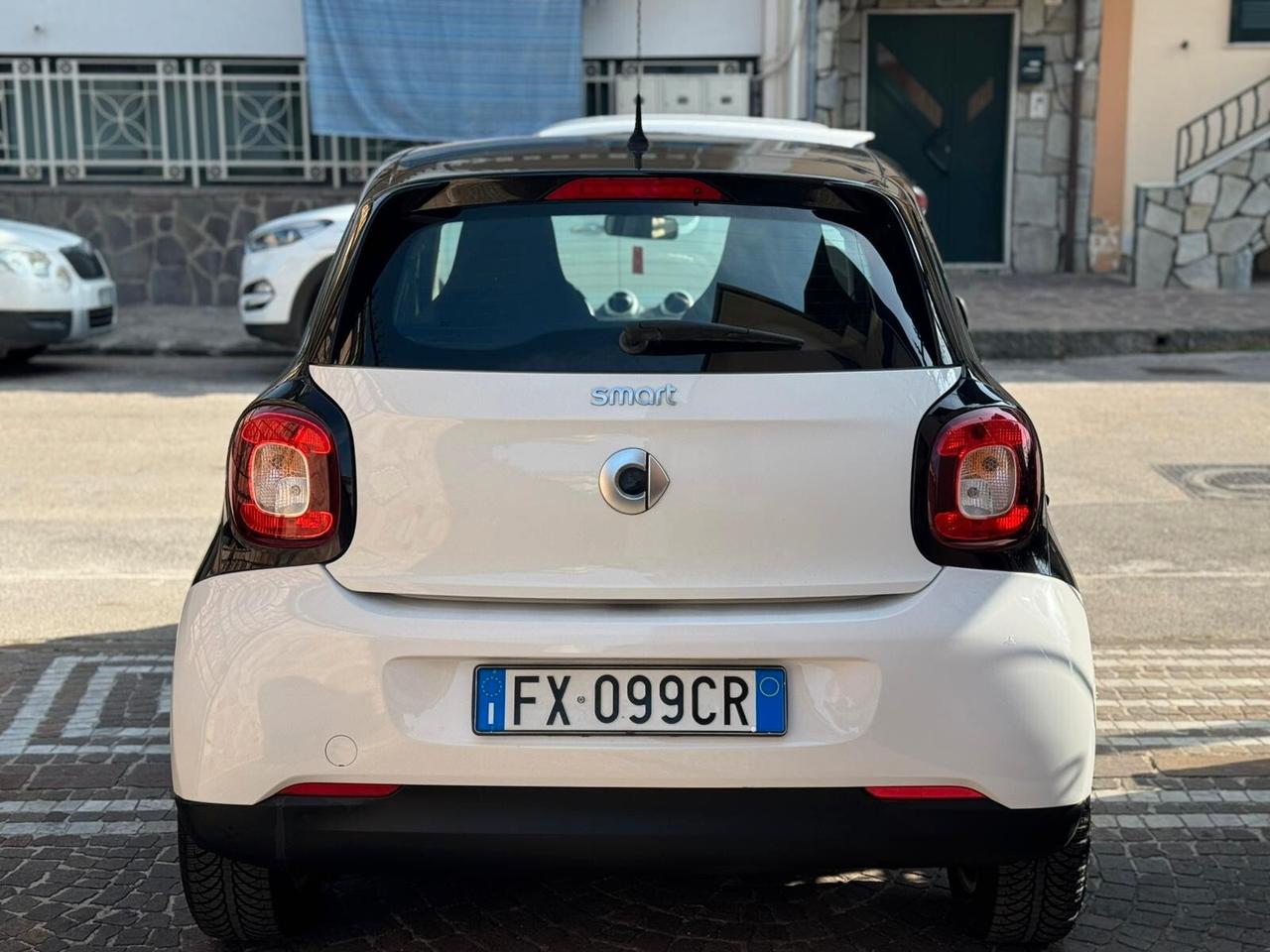 Smart ForFour 70 1.0 Passion