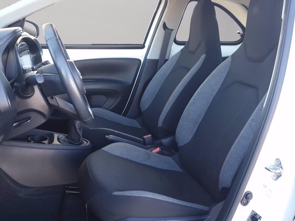 TOYOTA Aygo x 1.0 active 72cv del 2022