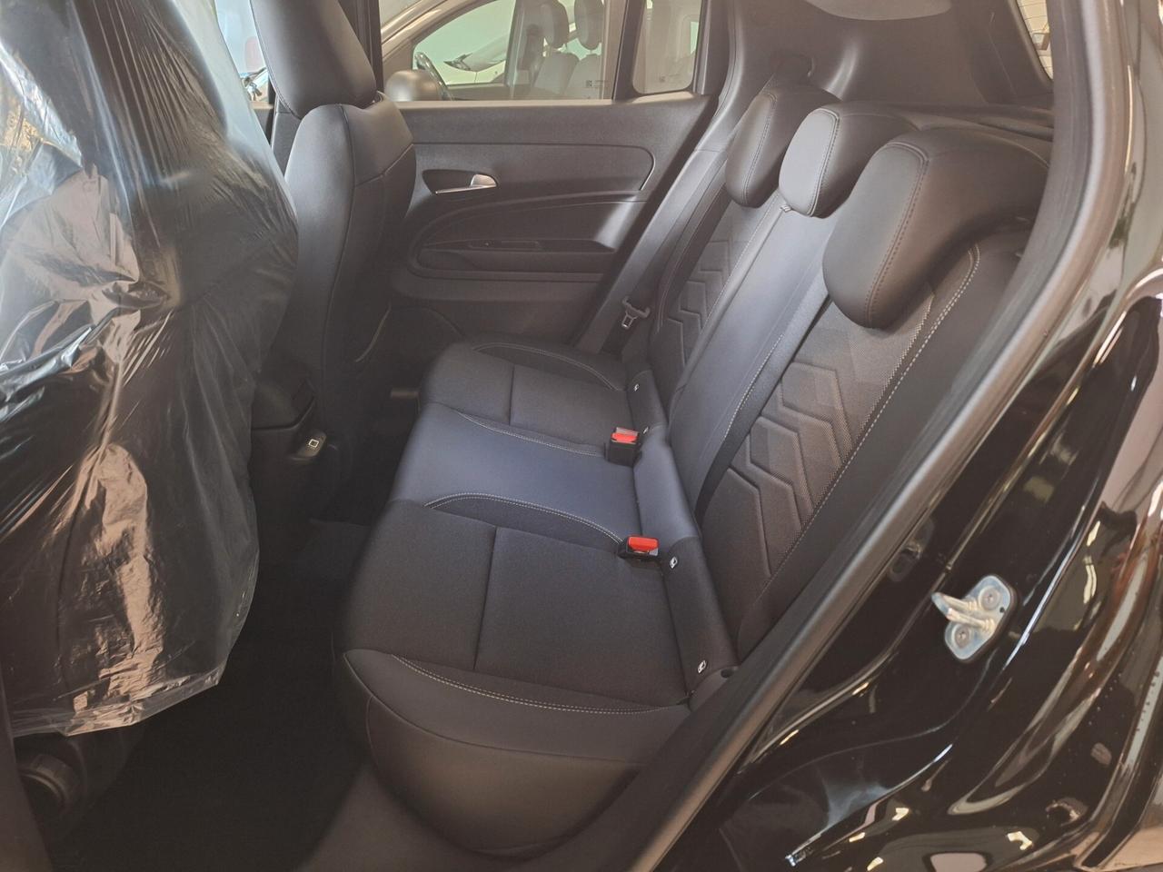 Jeep Avenger 1.2 Turbo 100 CV MHEV Summit