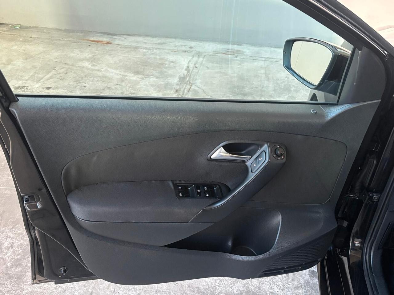 Volkswagen Polo 1.4 5 porte Highline