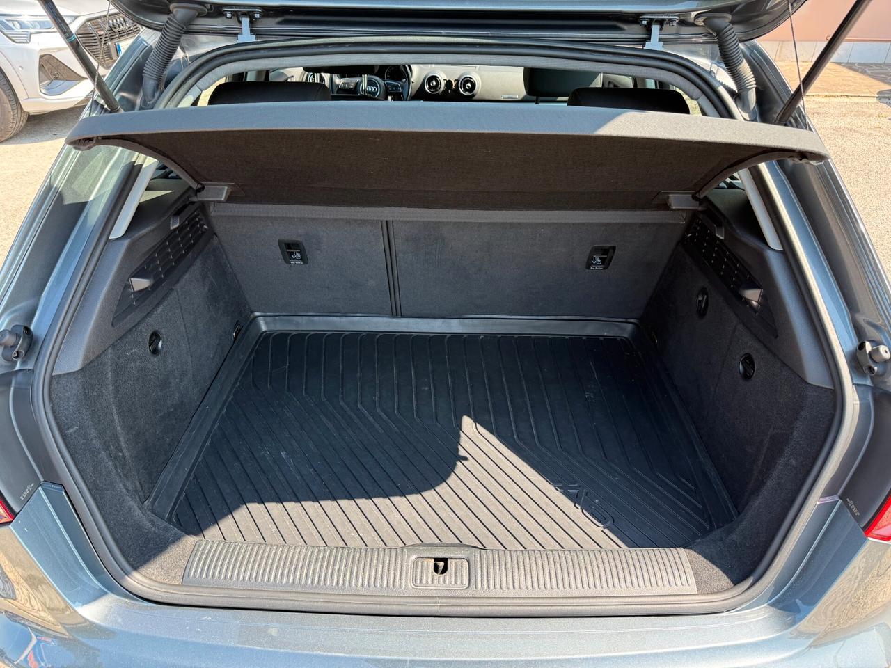 Audi A3 Sedan 1.6 TDI 116 CV Business