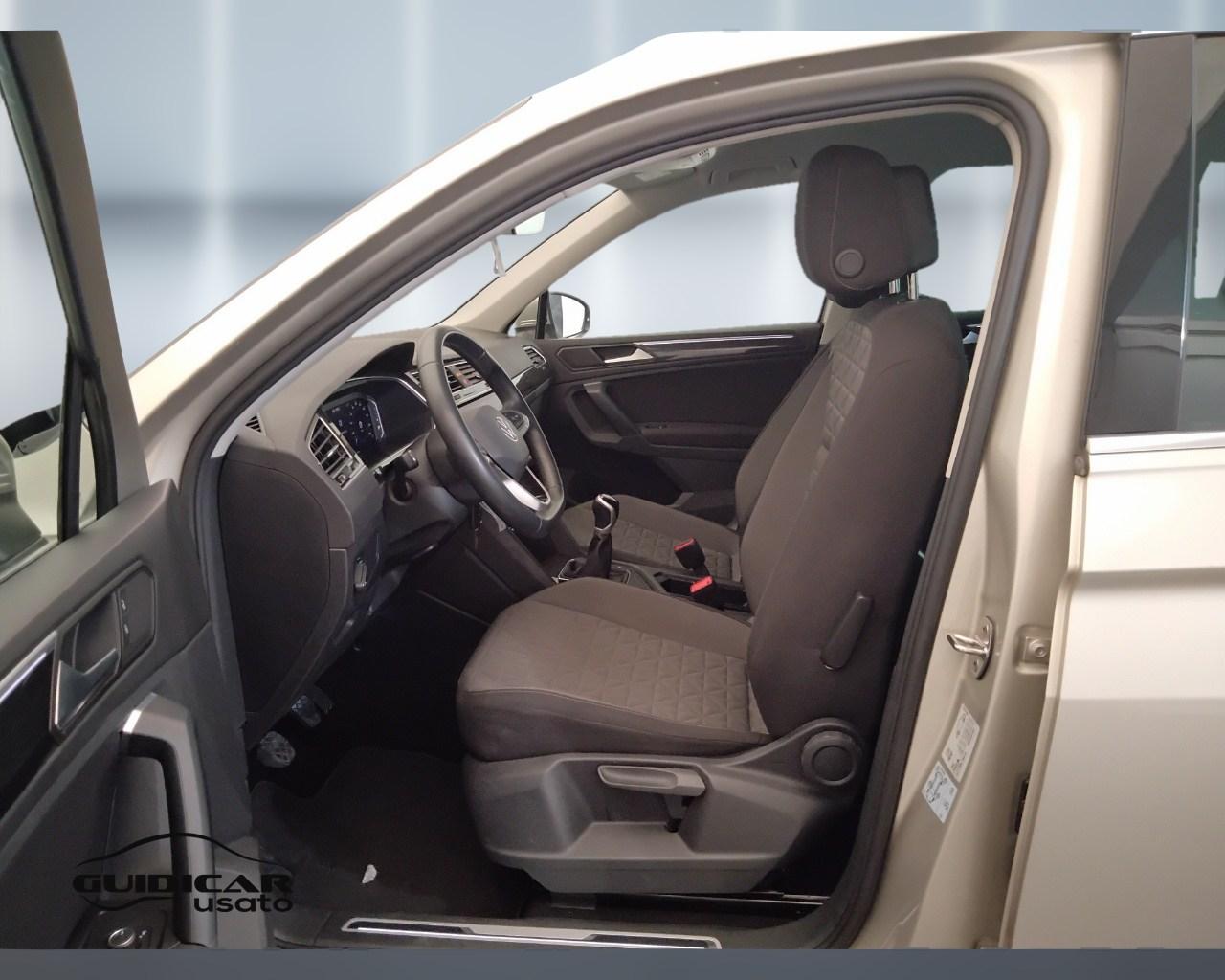 VOLKSWAGEN Tiguan II 2021 - Tiguan 1.5 tsi Life 130cv