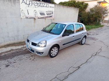 Renault Clio Storia 1.2 5 porte GPL Confort