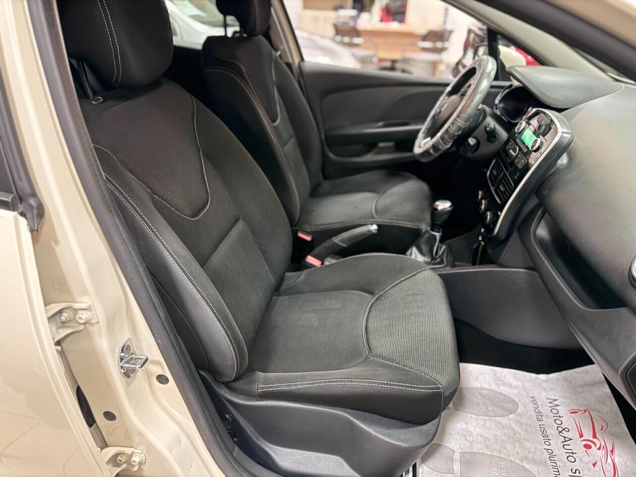 Renault Clio 1.2 75CV 5 porte Intens