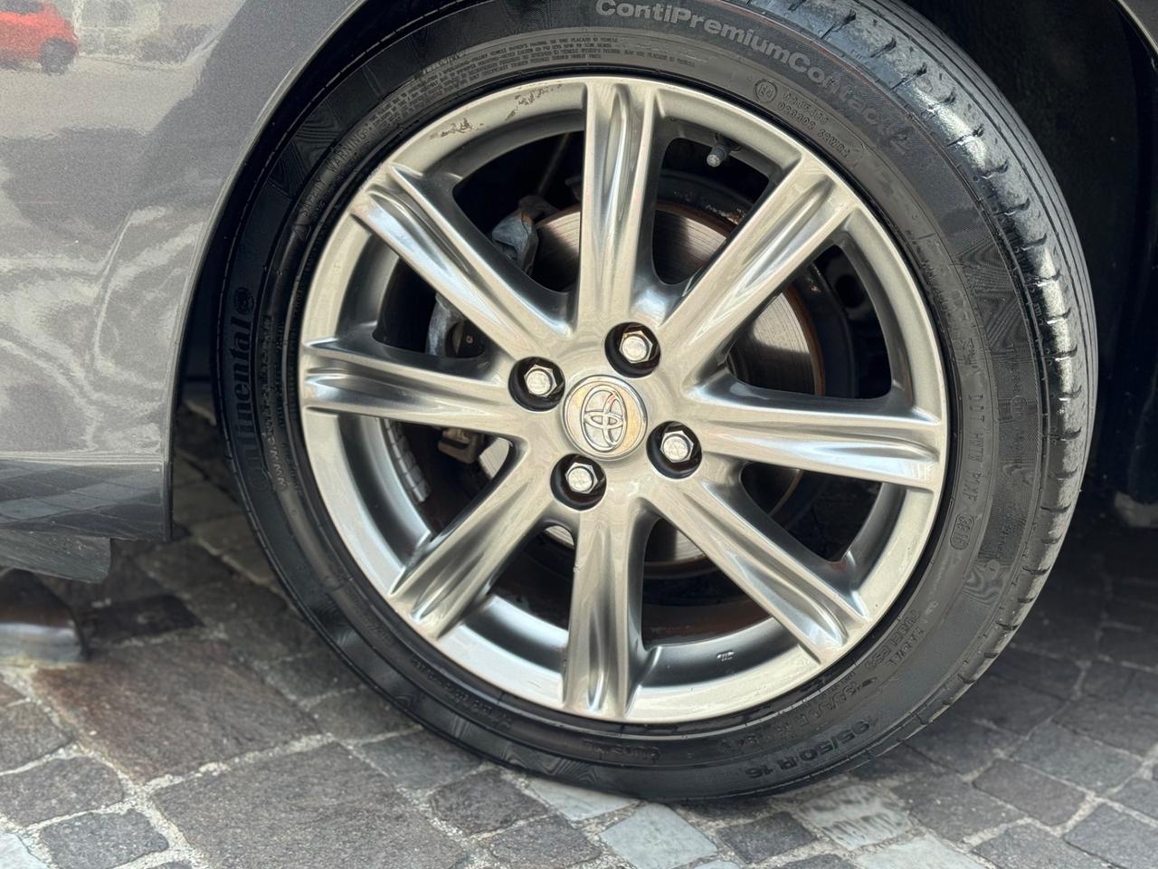 Toyota Yaris 1.4 D-4D 5 porte Lounge AUTOMATICA