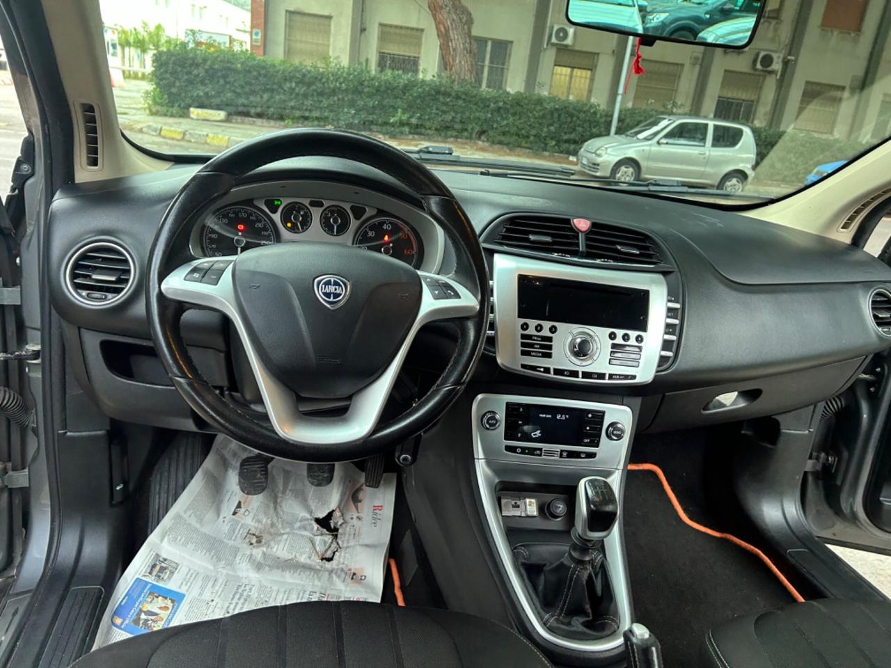 Lancia Delta 1.6 MJT Platino Parcheggio Automatico