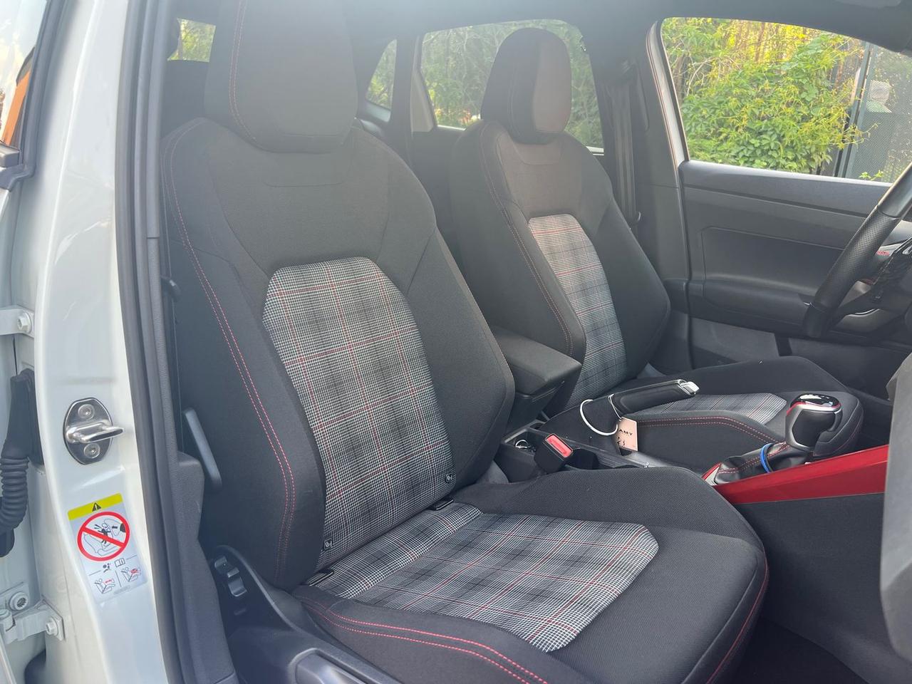 Volkswagen Polo GTI 2.0 TSI GTI #10534