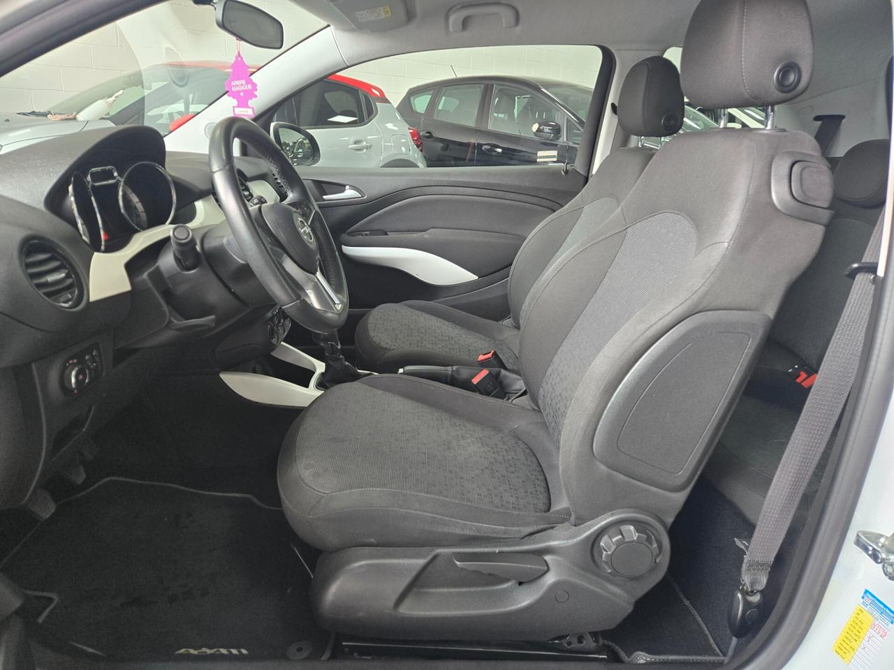 Opel Adam 1.2 70 CV