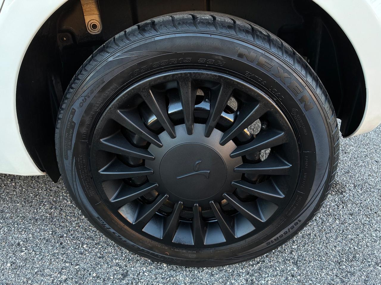 Lancia Ypsilon 1.0 FireFly S&S Hybrid Ecochic Silver