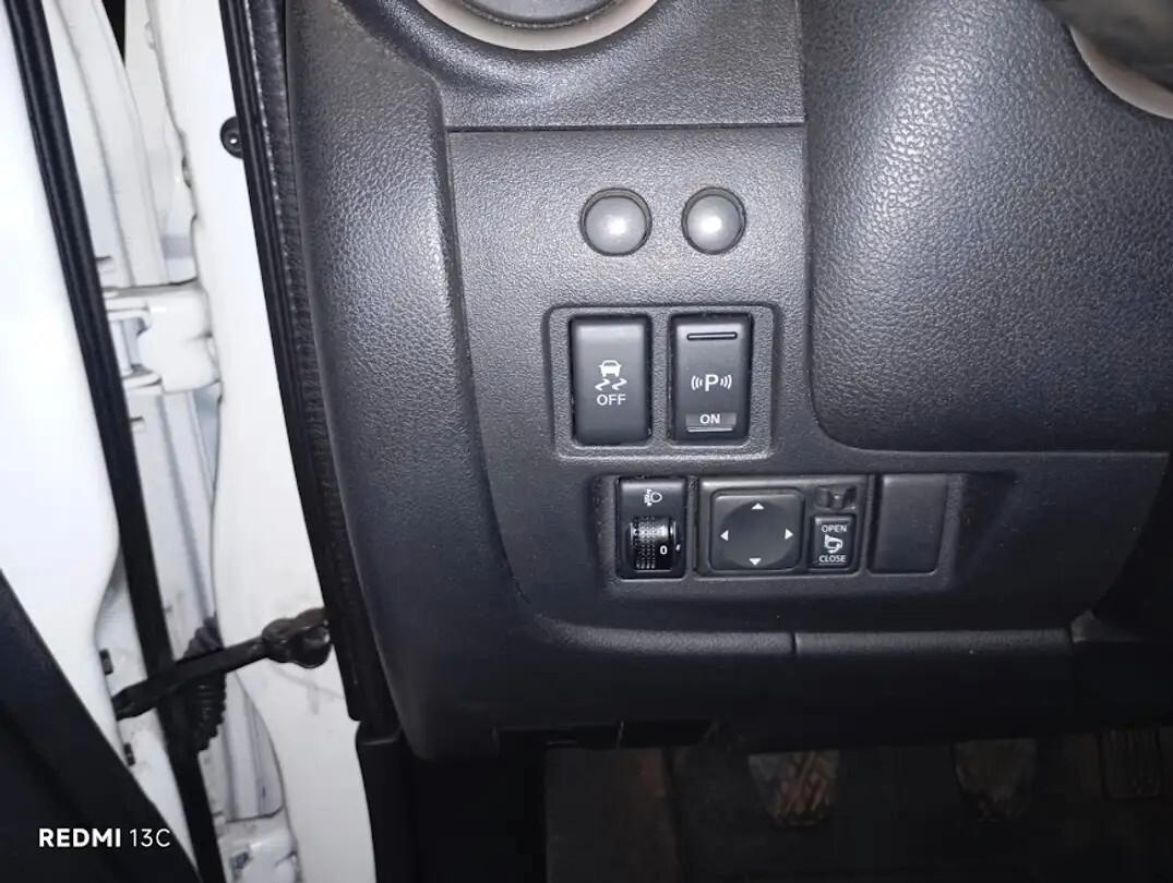 NISSAN MICRA DEL 2013 BENZINA 70.000 KM FULL OPTIONAL