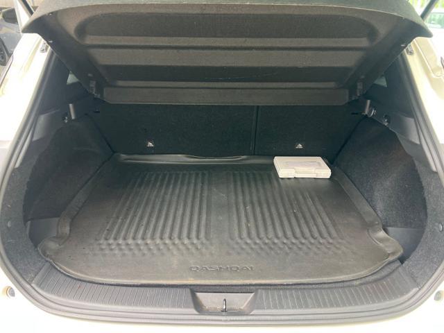 NISSAN Qashqai MHEV 140 CV N-Connecta