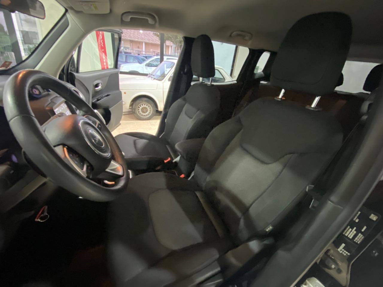 Jeep Renegade 1.6 Mjt Sport