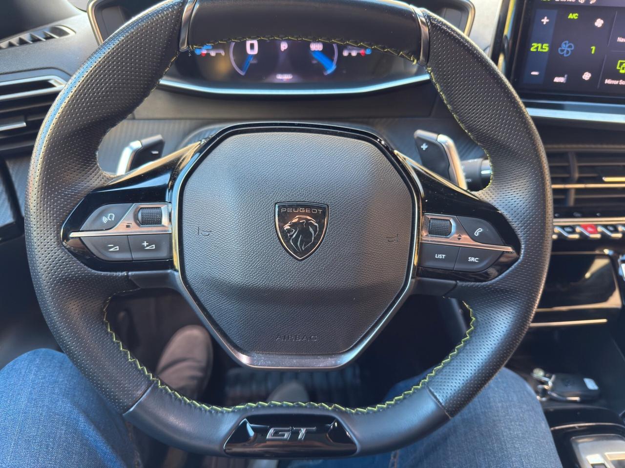 Peugeot 2008 PureTech 130 S&S EAT8 GT