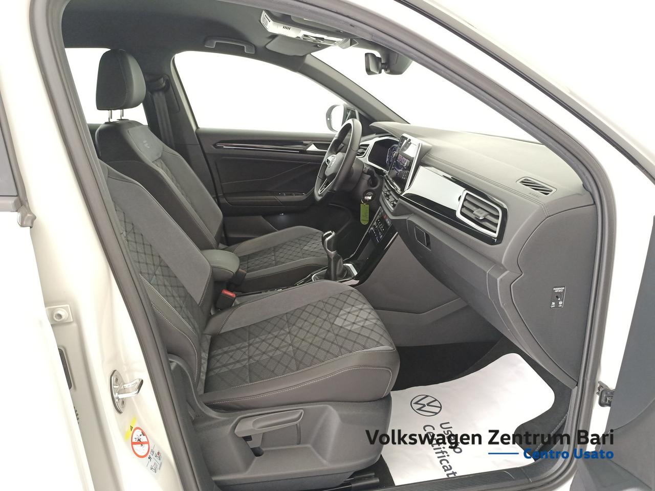 Volkswagen T-Roc 1.0 tsi r-line 110cv