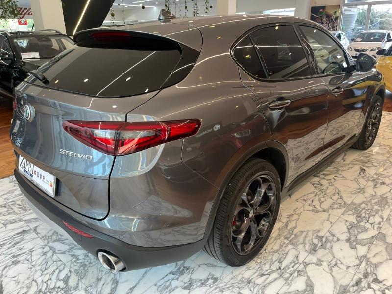 ALFA ROMEO Stelvio 2.2 Turbodiesel 190 CV AT8 Q4 Sprint