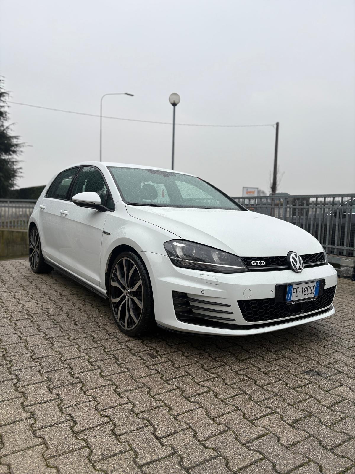 Volkswagen Golf GTD 2.0 TDI DSG 5p. BlueMotion Technology