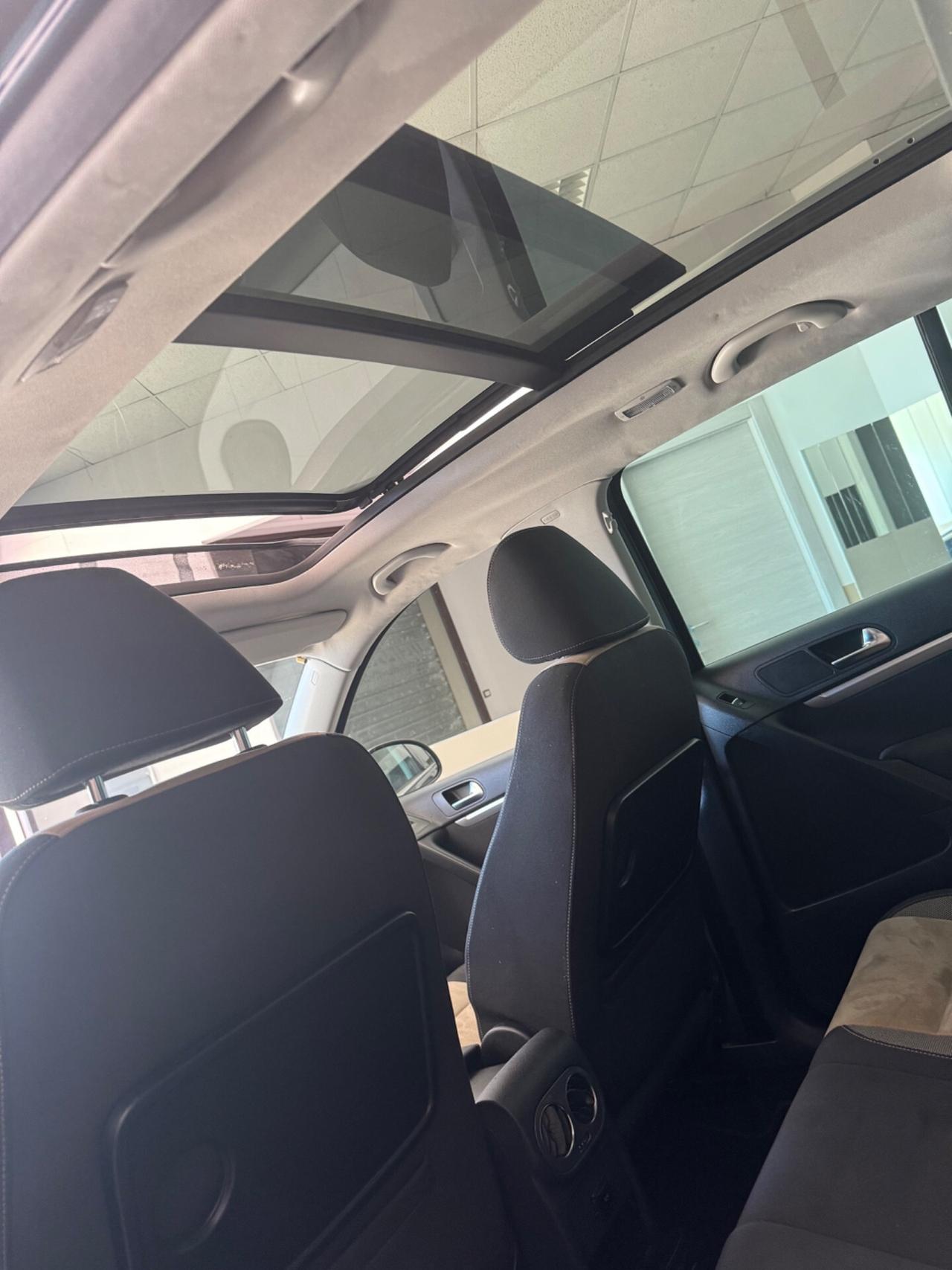Volkswagen Tiguan 2.0 TDI 140 CV Sport & Style BlueMotion Technology