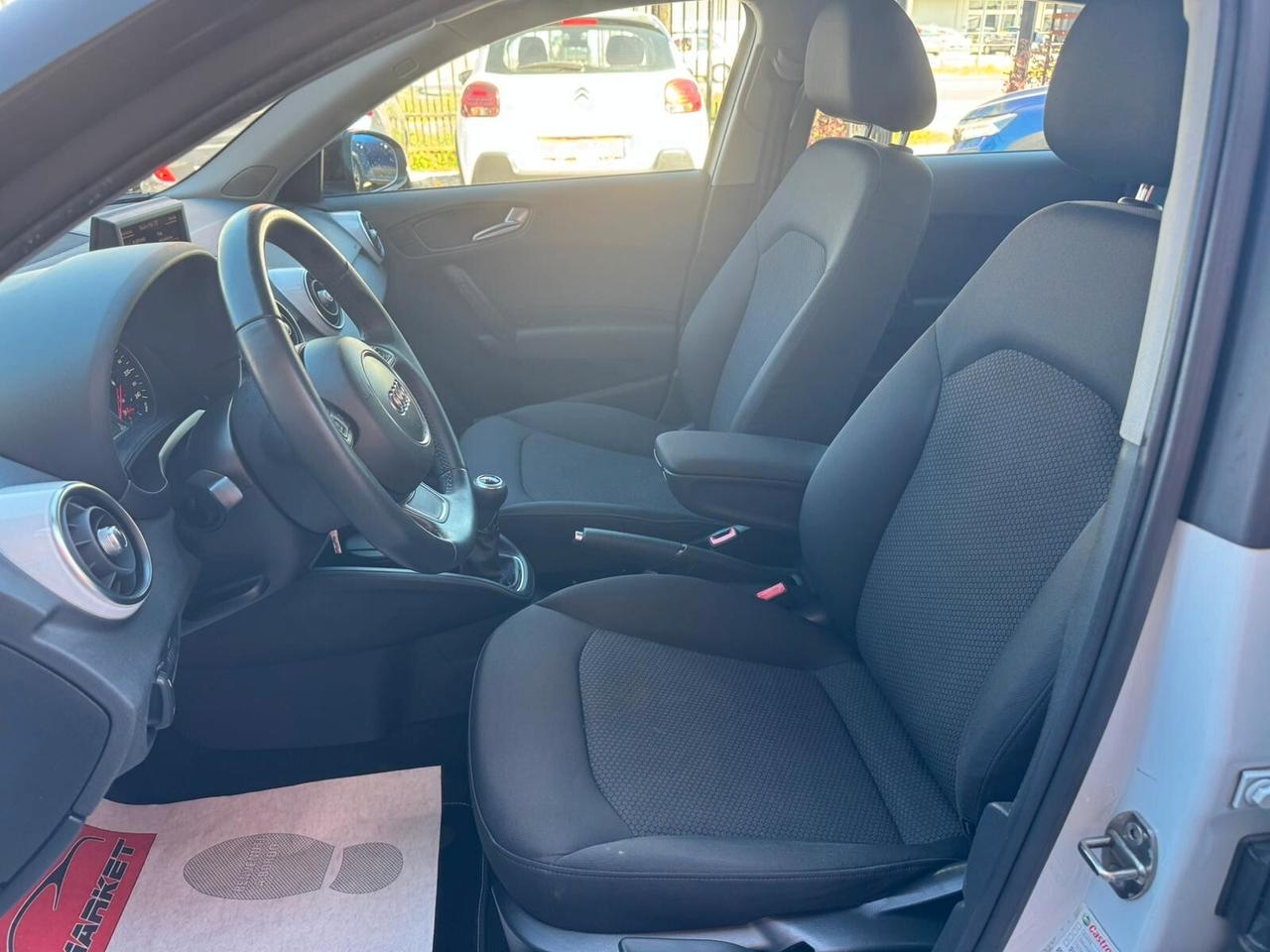 Audi A1 1.2 TFSI 86CV S LINE