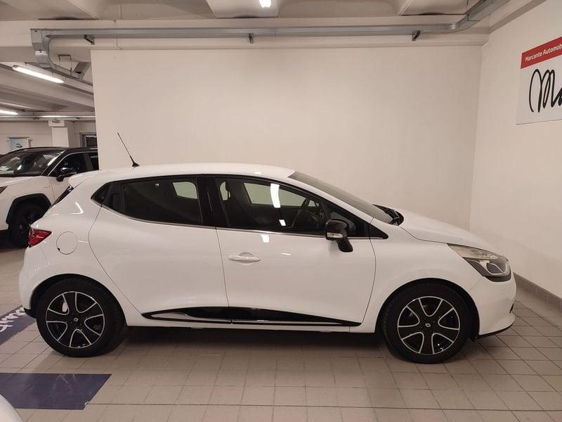 Renault Clio 1.2 75CV 5 porte Duel