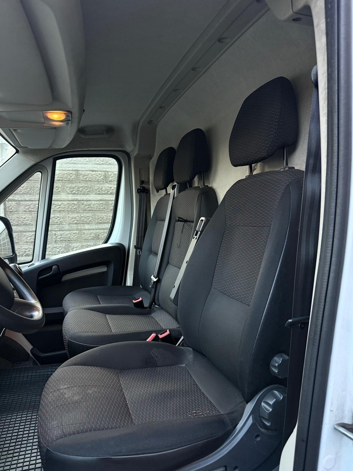 Peugeot Boxer 2.2 BlueHDi 140 PM-TM 2022