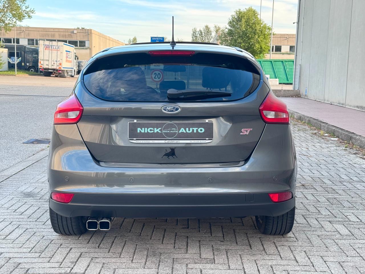 Ford Focus 1.5 TDCi 120 CV Start&Stop Titanium X Gomme nuove in OMAGGIO