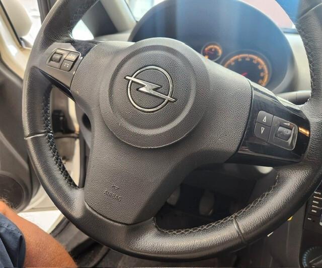 Opel Corsa 1.2 5 porte Elective